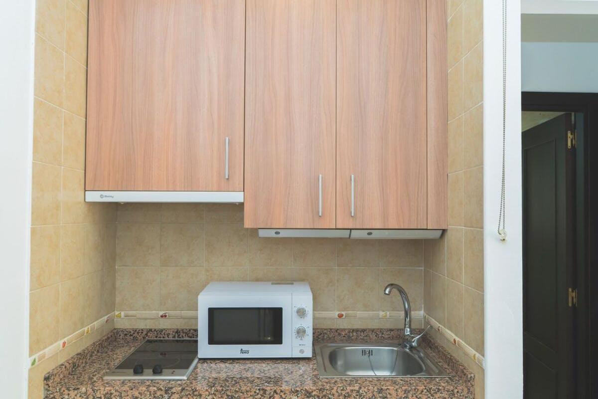 Centrico Apartamento En Calle Carreteria - Málaga Exterior foto